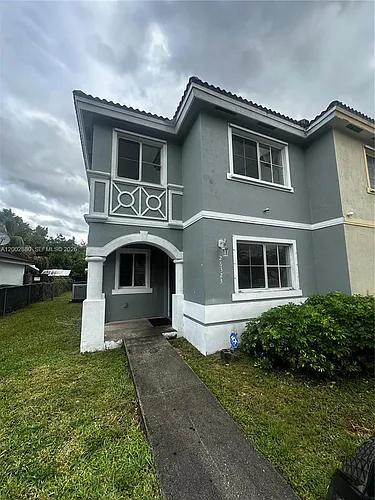 26323 SW 135th Pl #26323 Photo 1