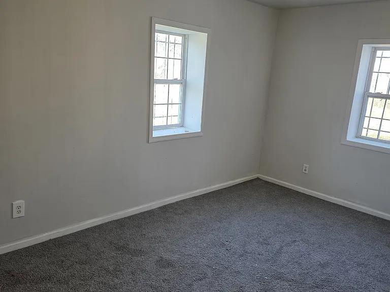 4225 Gardendale Ave — Photo 10
