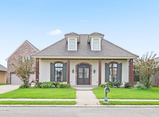 105 Fyvie Ln, Lafayette, LA 70503