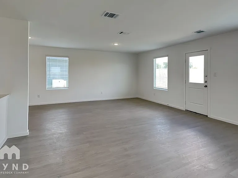 302 Gadwall Ave — Photo 7