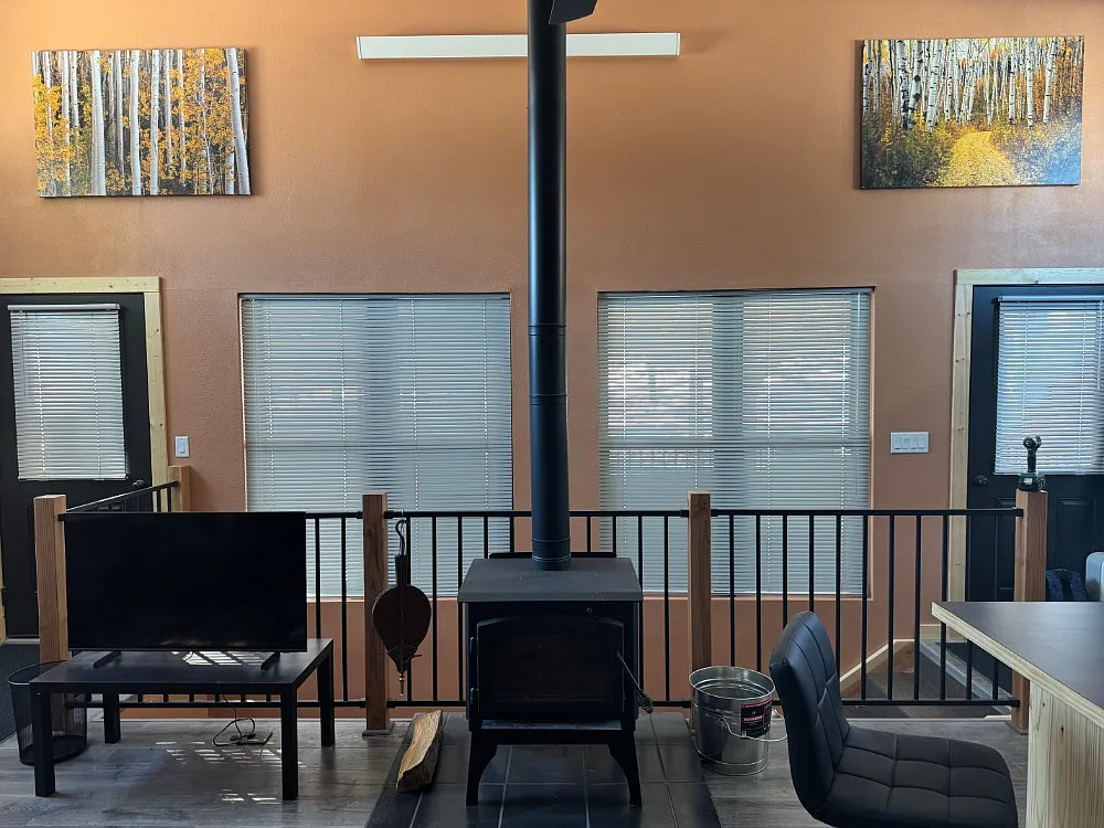 87 Pine Hollow Ct — Photo 3