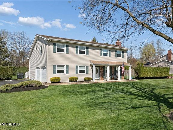 4th image of 81 Kings Way