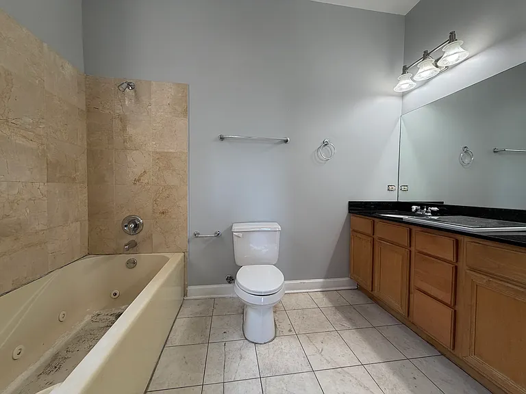 5837 S Calumet Ave #3S — Photo 9