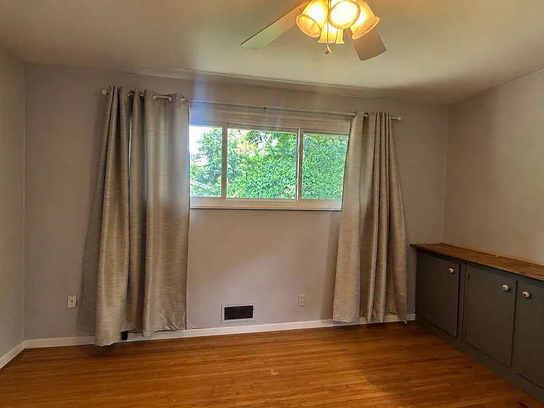 2109 Blue Ridge Blvd — Photo 16