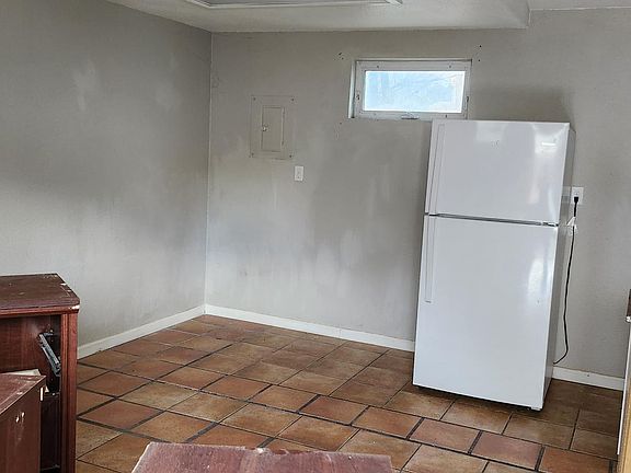 2nd image of 1512 W Vermijo Ave #B
