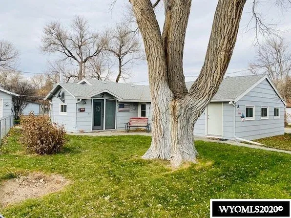 1000 Jefferson St, Douglas, WY 82633