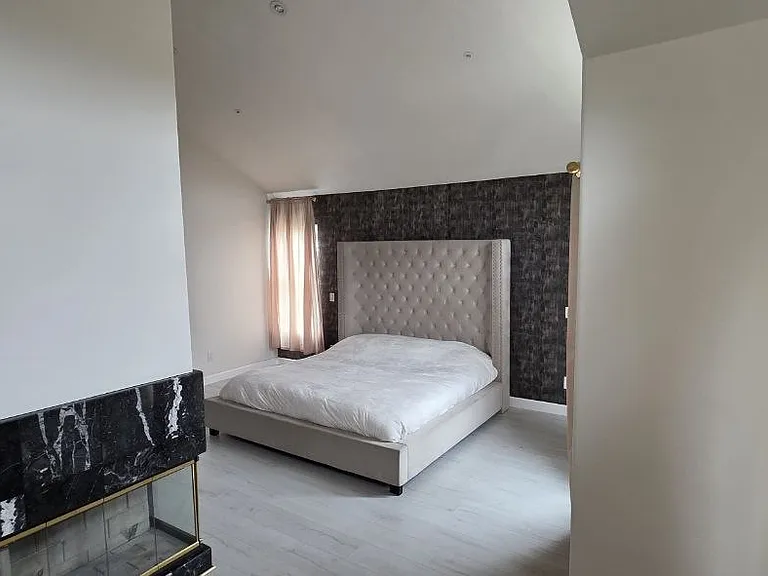 934 Calle Amable — Photo 21