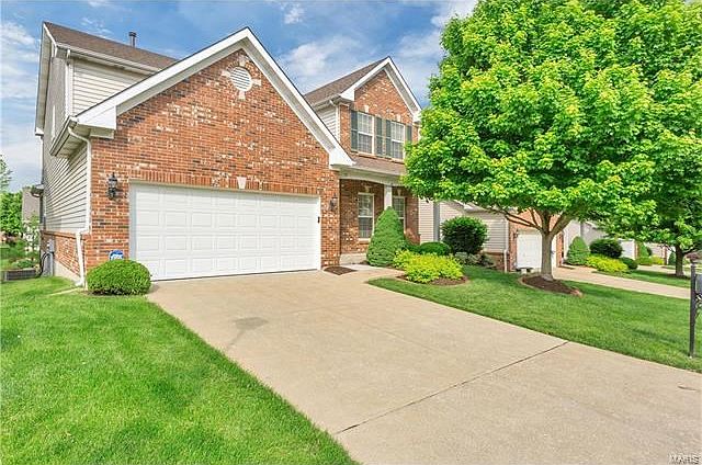 Welcome to # 10 Eagle Cove Lane !!