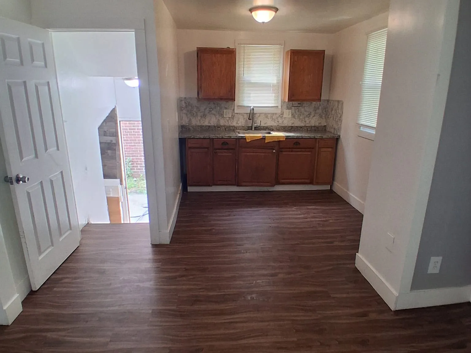 3 bed, 1152 sqft, $1,350 — Photo 2