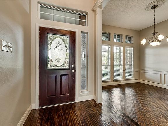 3rd image of 1941 Smith Dr