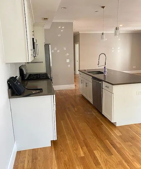 16 Linden Ave #7 — Photo 11
