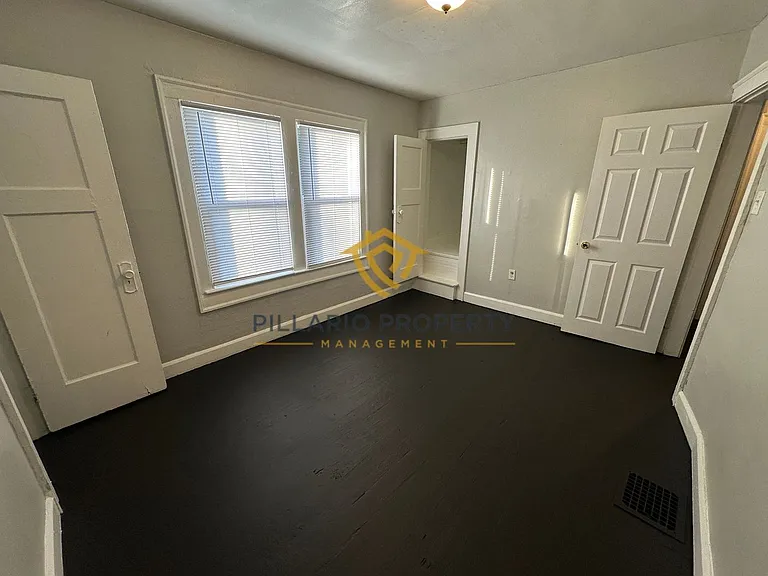 2830 N Lasalle St — Photo 14