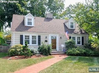 415 Cambridge Rd, Ridgewood, NJ 07450