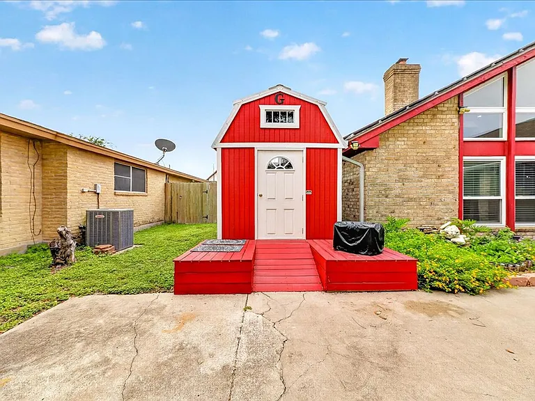 5025 Romford Dr — Photo 48