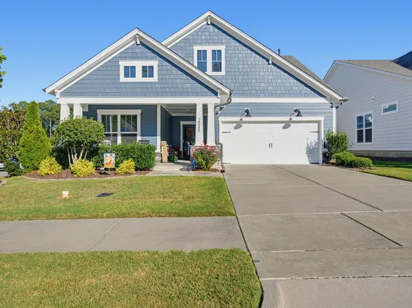2545 Collection Ct, New Hill, NC 27562