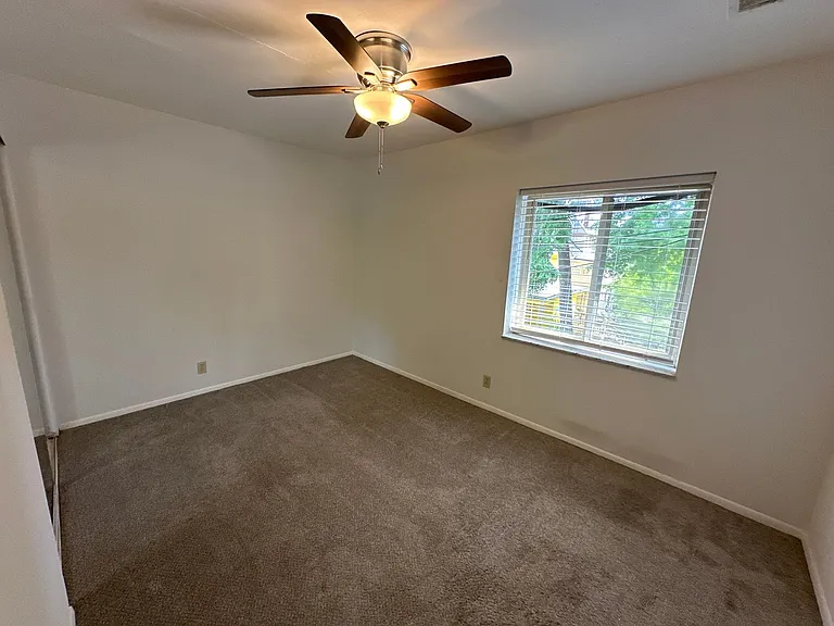 E 15th Ave 325 TPP — Photo 11