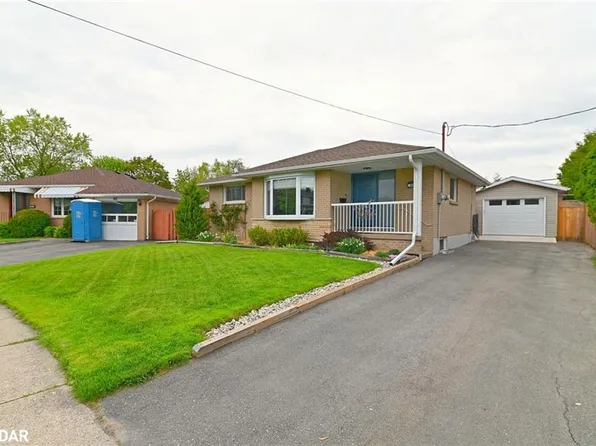 44 Moultrey Cres, Halton Hills, ON L7G 4N5