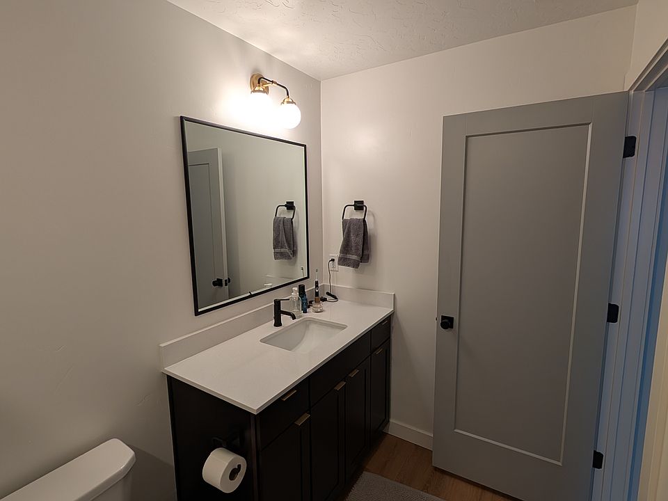1st image of 469 E Alice Way