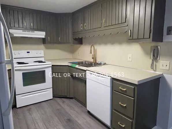 3939 Market Ave N APT 1C, Canton, OH 44714