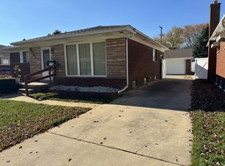 9201 Centralia, Redford, MI 48239