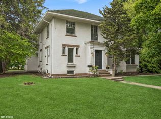 1310 Larkin Ave, Elgin, IL 60123