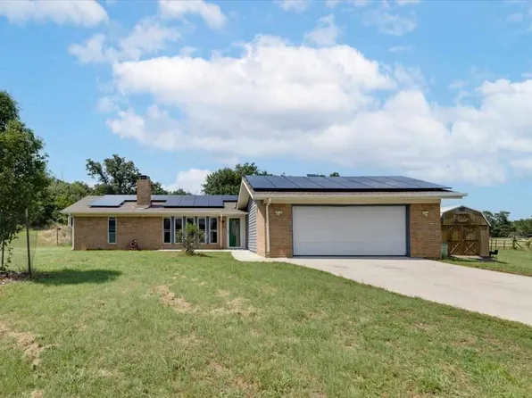 374 NW Cheyenne Dr, Lawton, OK 73507