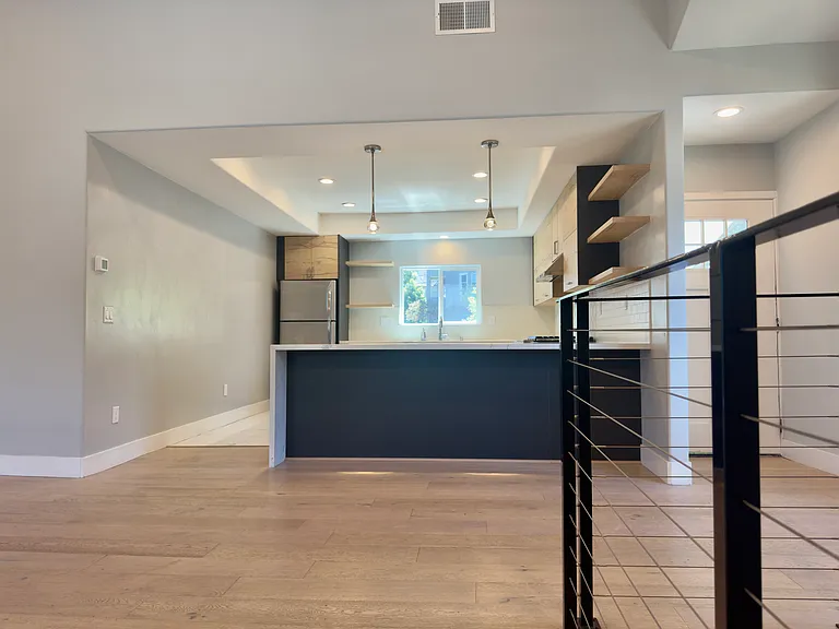 914 Everett Ave — Photo 83