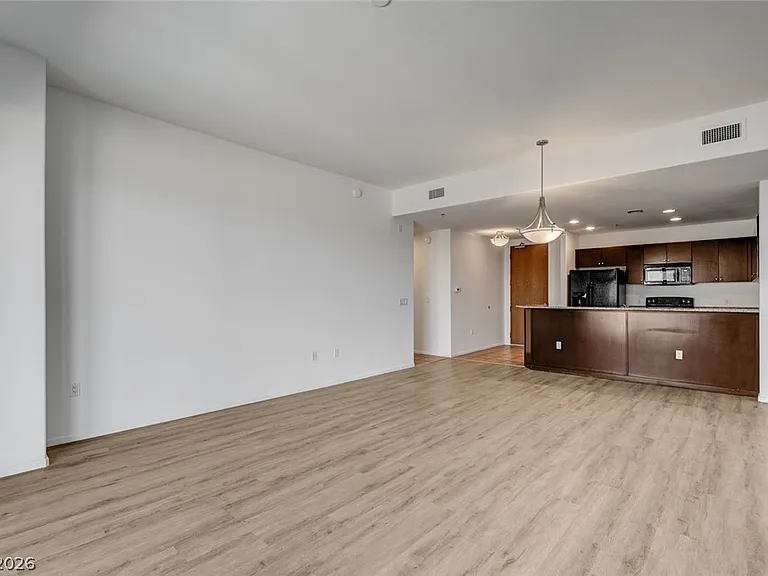 8255 Las Vegas Blvd S #715 — Photo 14