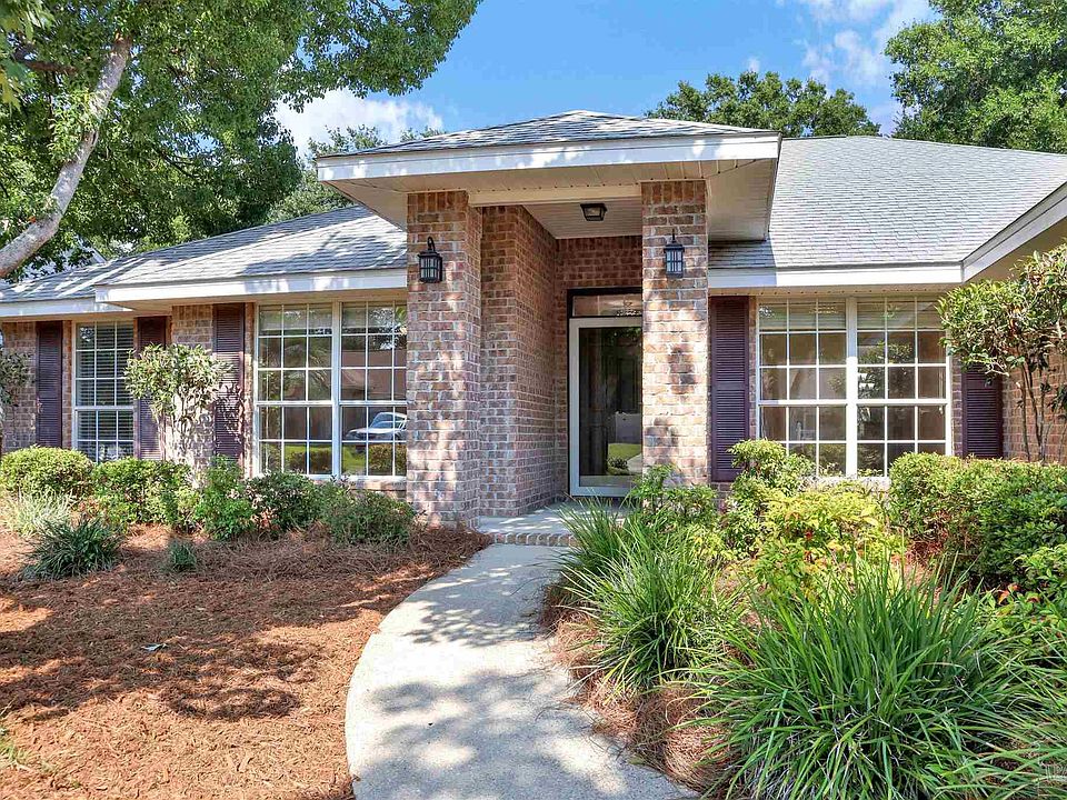 1st image of 6922 Kapok Dr