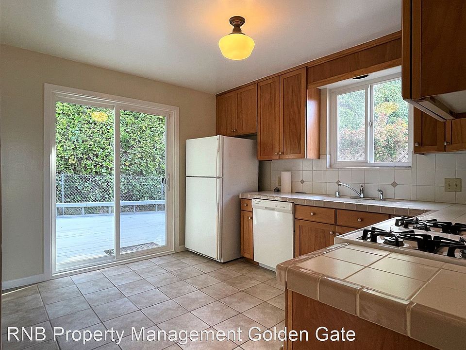 1st image of 239 Cresta Vista Dr