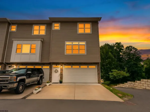 315 Pasture Ln, Morgantown, WV 26505