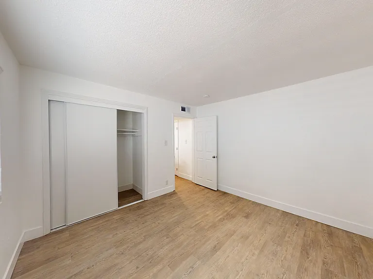 630 N 11th St #4B — Photo 12