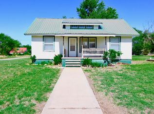 623 S Magnolia Ave, Erick, OK 73645