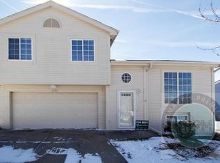 1125 Rawhide Rd, Papillion, NE 68046