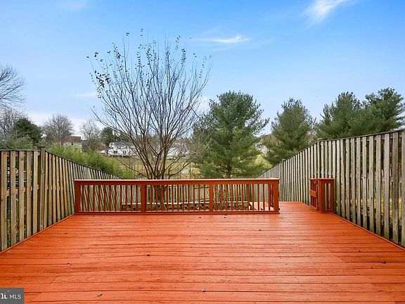 3rd image of 15902 Indian Hills Ter