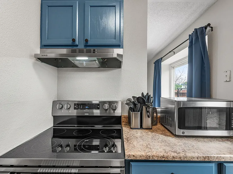 4310 Loomis Ave #1 — Photo 11