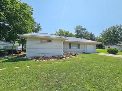 120 N Walnut St, Garnett, KS, 66032