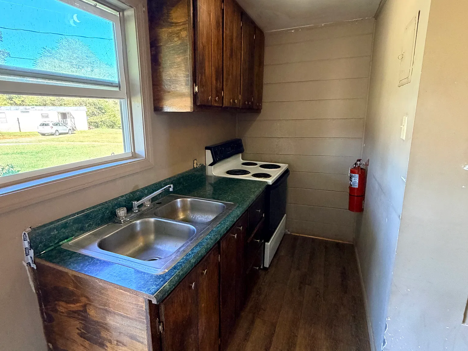 119 Springs East Rd — Photo 3