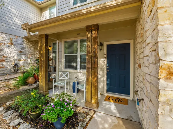 512 Eberhart Ln APT 1905, Austin, TX 78745