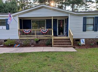 377 Ridgewood Dr NW, Calabash, NC 28467