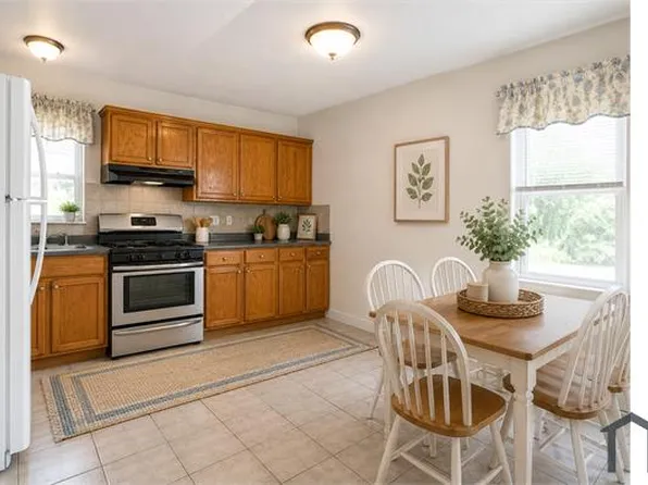 411 Main St #3R, Everett, MA 02149