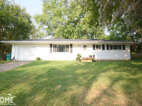 920 S Park St, Owosso, MI 48867