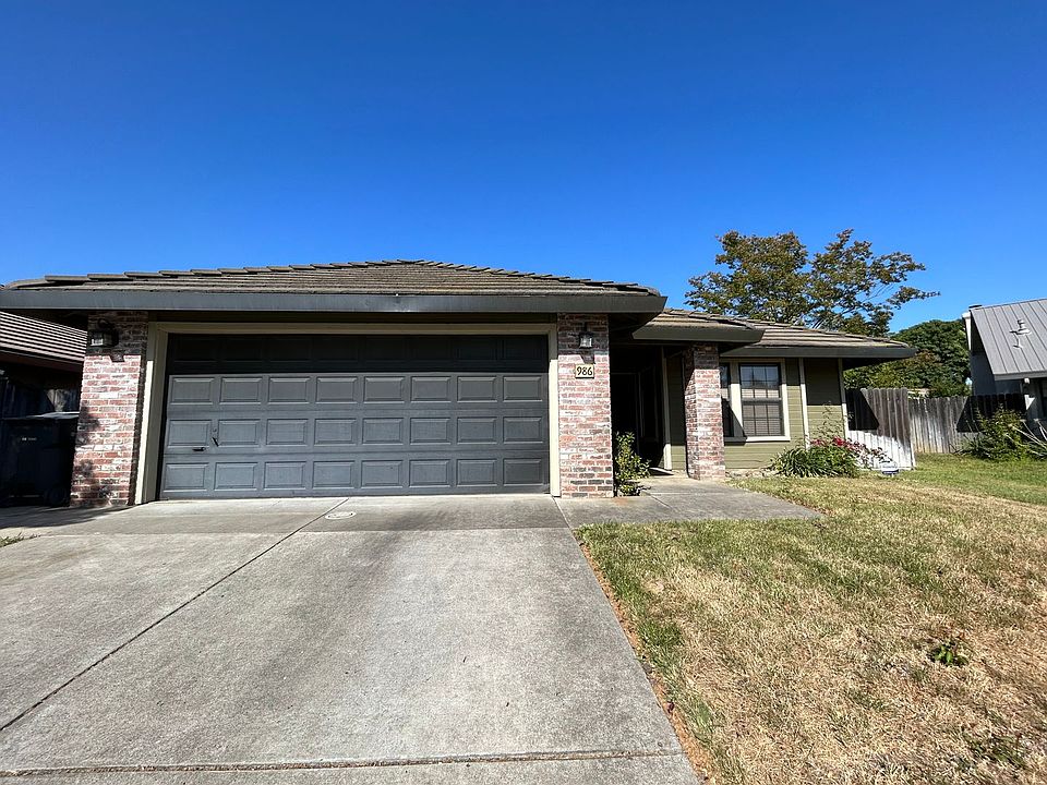 1st image of 986 Cedar Canyon Cir