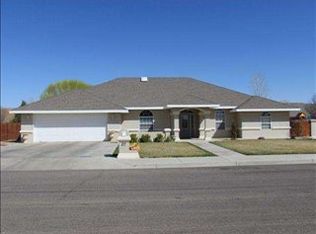 27 Granite Cir, Roswell, NM 88201