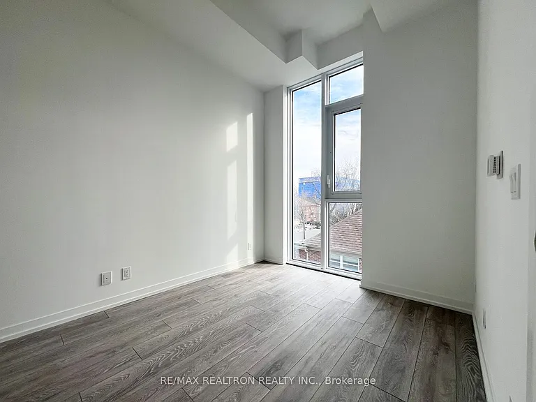 2020 Bathurst St #207 — Photo 20