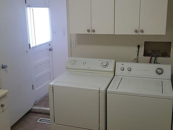 4th image of 3638 Pueblo St