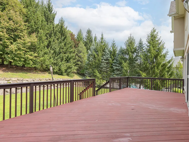 23 Sandyfields Ln — Photo 32