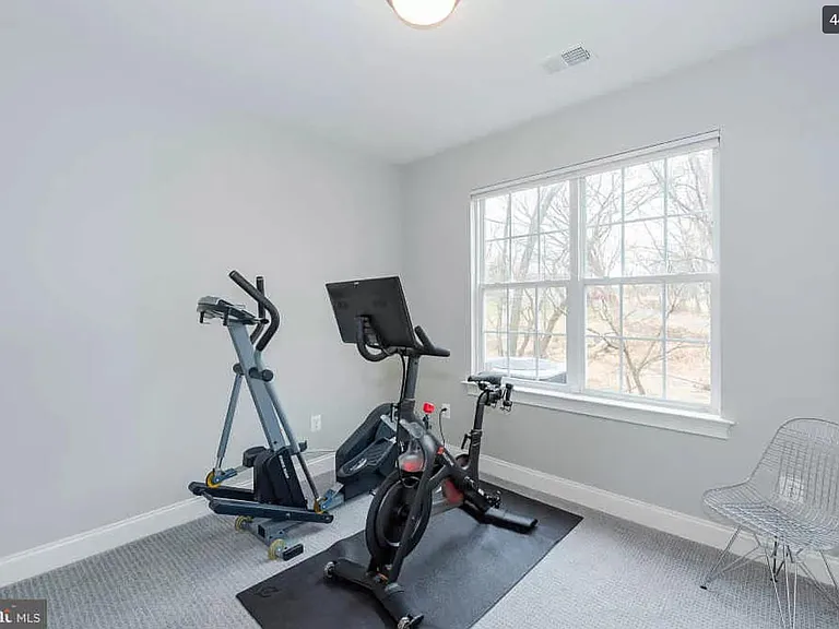 8042 Four Quarter Rd — Photo 41