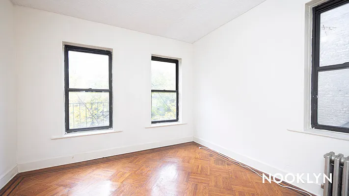 Rented by Nooklyn NYC LLC | media 2