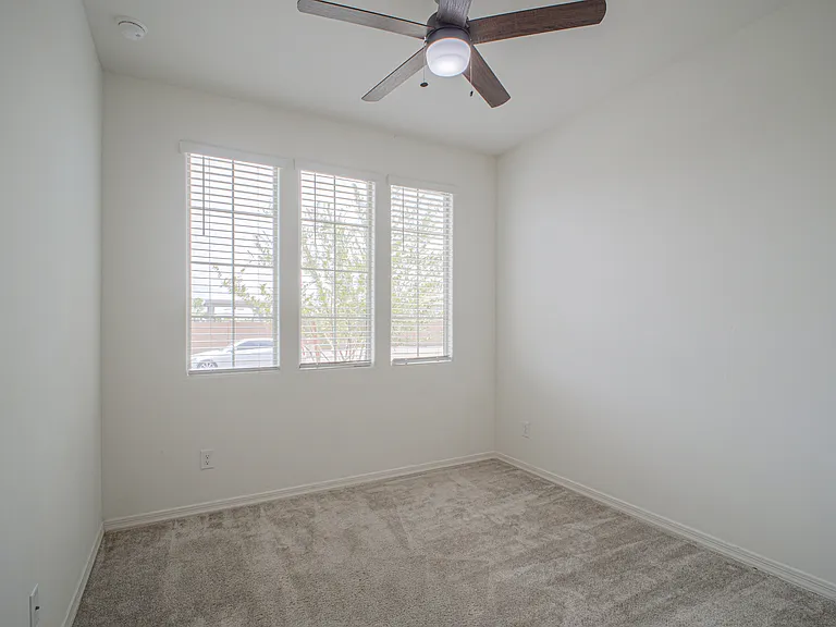 2874 N Blossom Ln — Photo 5